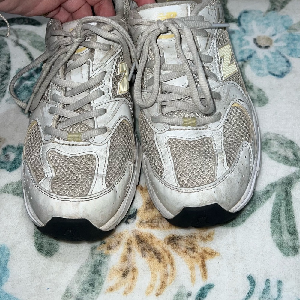 New Balance Kids Sneakers - yellow and white